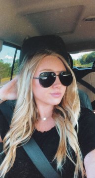 VéroniqueLicks de Essonne, France